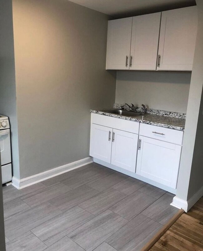 Photo - Updated 1 Bed Available 6/1/26