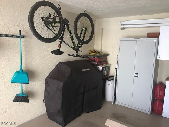 Photo - 9856 Costa Mesa Ln Unidad 601