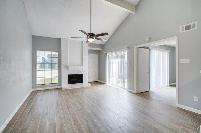 Photo - 810 Dunson Glen Dr