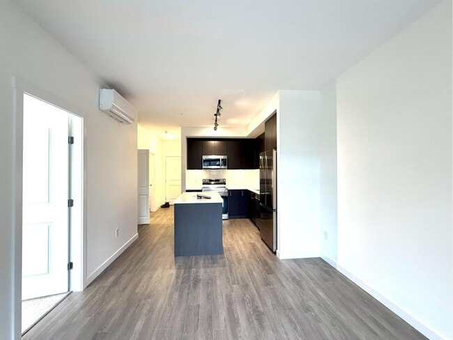 Photo - 15733-15785 85 Ave Unit 215