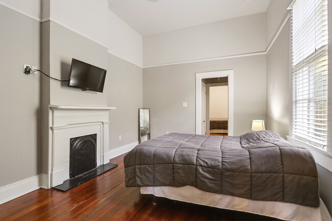 Photo - 1408 Constance St