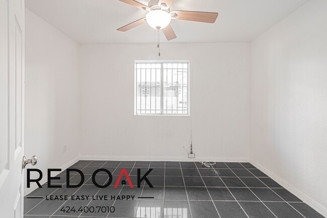 Photo - 1025 W 23rd St Unit 4