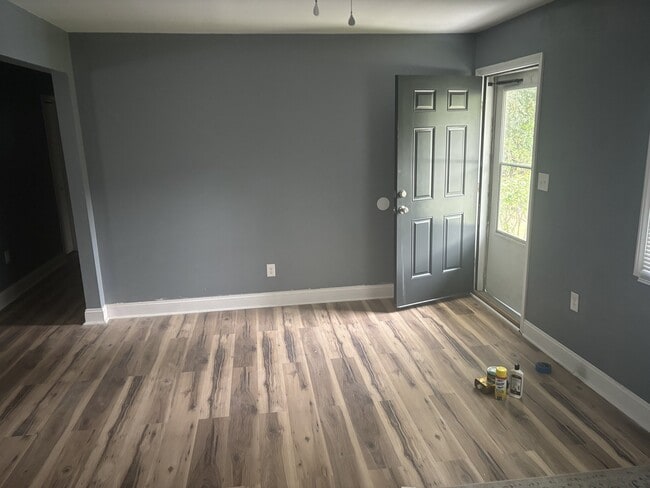 Photo - 222 Wood Dale Dr