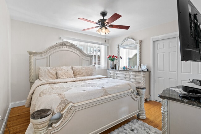 Photo - 7625 W Strong St