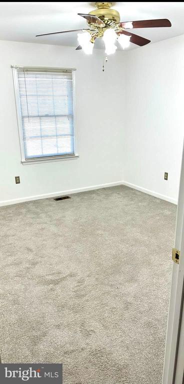 Photo - 215 Brooke Rd