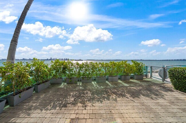 Photo - 1331 Brickell Bay Dr Unit BL-25