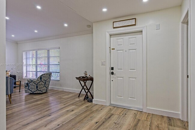 Photo - 10900 SW 124th Rd