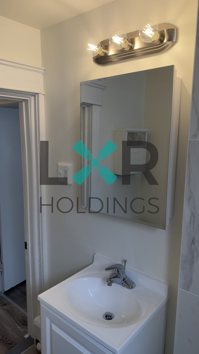 Photo - 7242 Glenthorne Rd