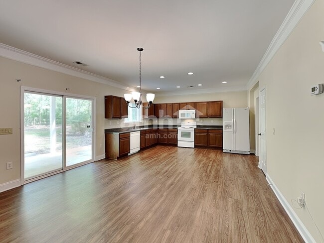 Photo - 419 Annaberg Ln