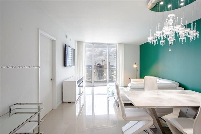 Photo - 465 Brickell Ave Unidad 4306