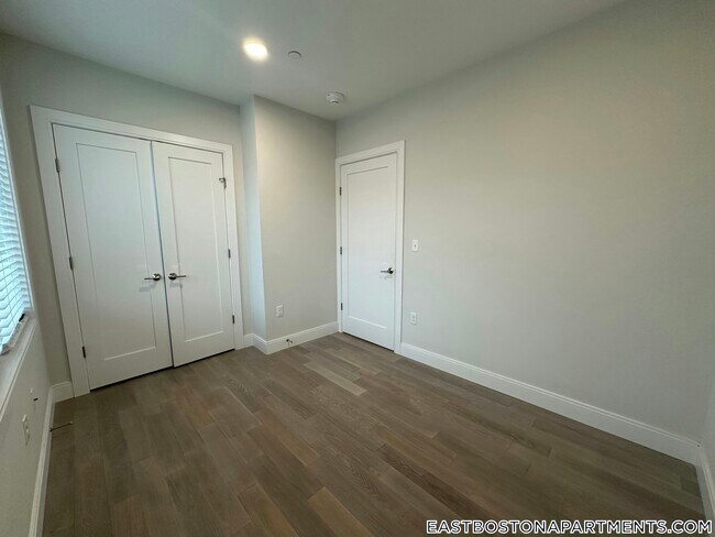 Photo - 152 Liverpool St Unidad 301