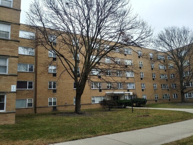 Photo - 2025 W Granville Ave Condo Unit 201