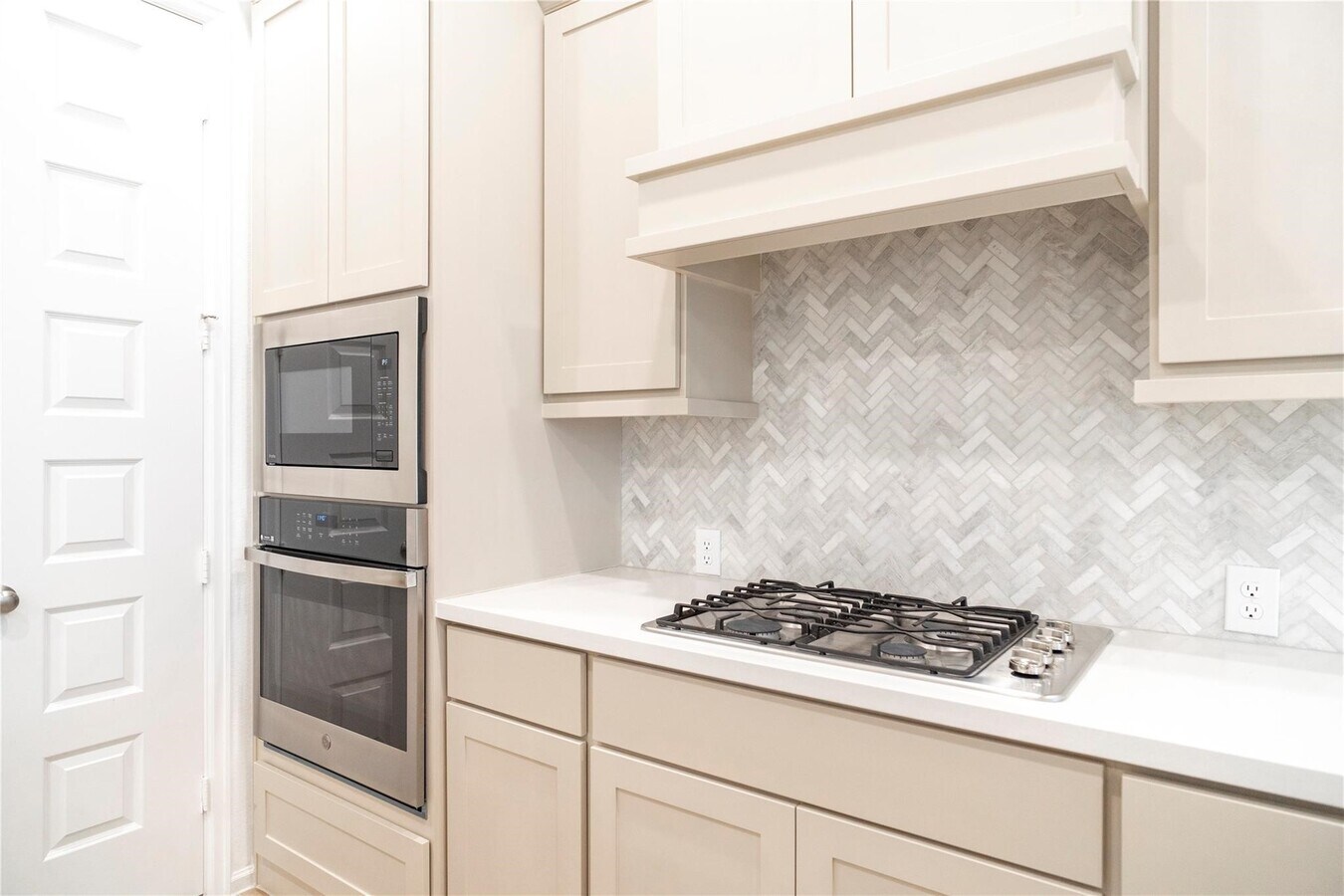 Photo - 31410 Golden Cliffs Ln