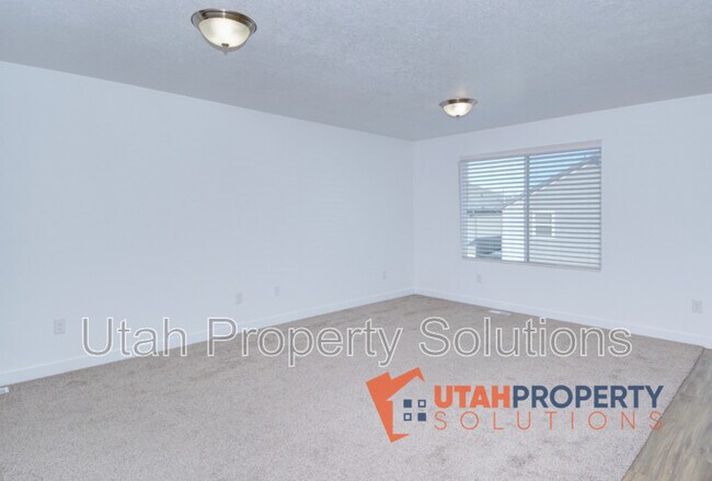 Photo - 14887 Pelé Ln