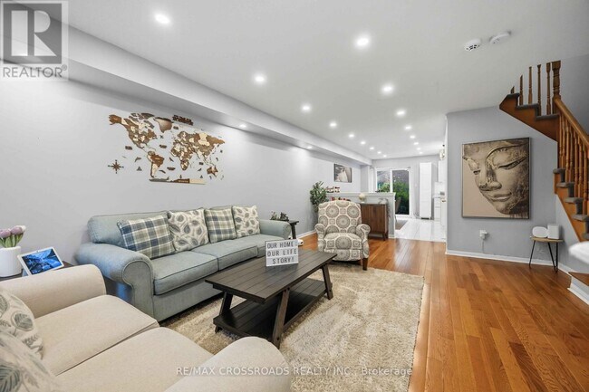 Photo - 56 Torr Ln