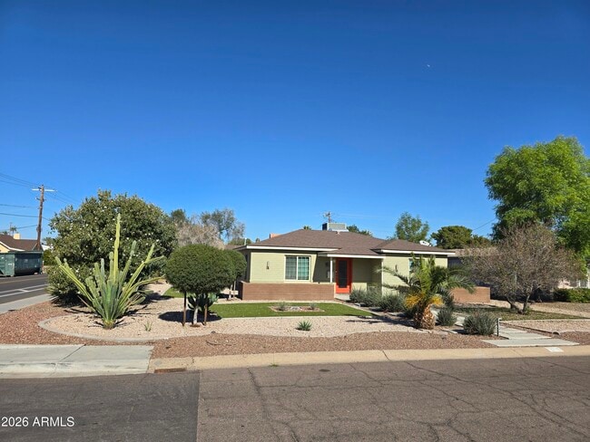 Building Photo - 174 W Highland Ave