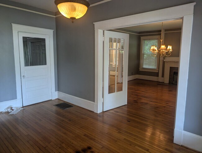 Photo - 207 Main St E Unit 207 W. Main St.
