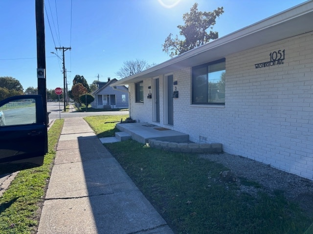 Building Photo - 1051 Washington Ave Unit 4