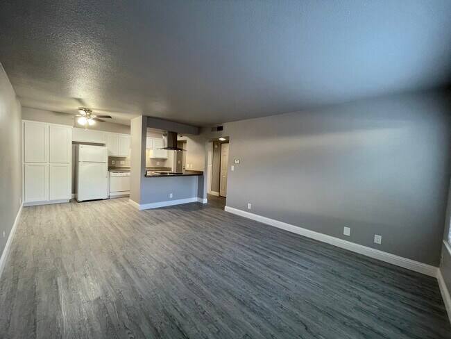 Capitol Manor Apartments