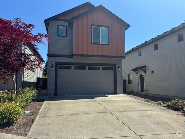 Building Photo - Beautiful 3 Bedroom Modern Home with Luxur...
