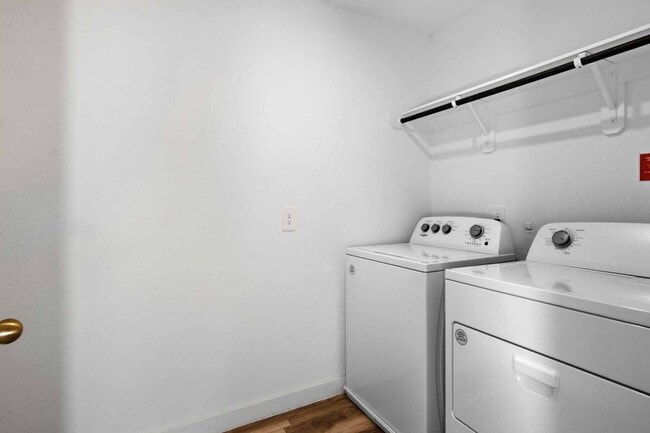 Building Photo - 12233 City Rose Ct