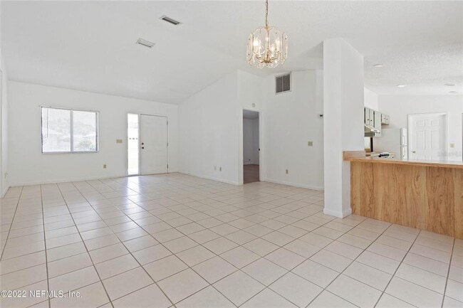 Photo - 94 Belvedere Ln
