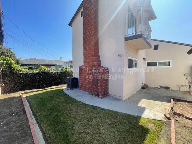 Photo - 1813 W Arbutus St