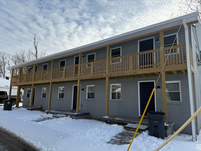 Building Photo - 402 Gunn St Unit 103