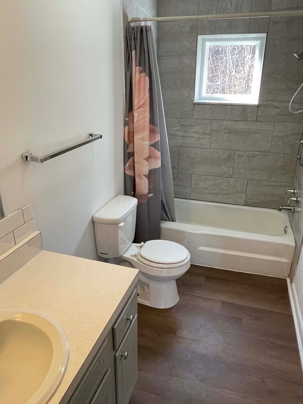 Photo - 6 Hapgood Hill