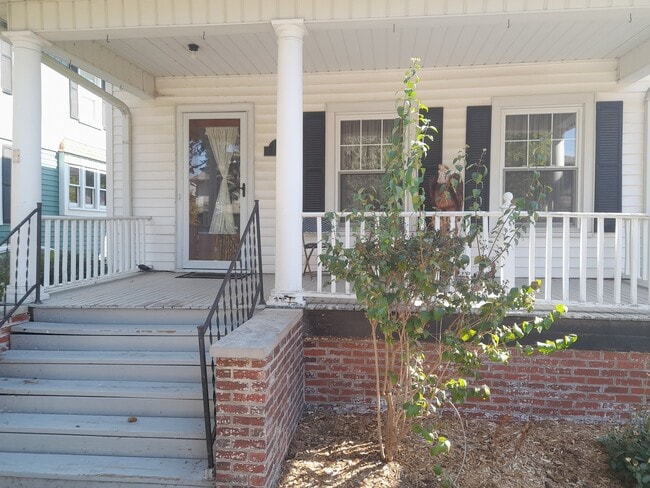 Photo - 1118 N Elmwood Ave