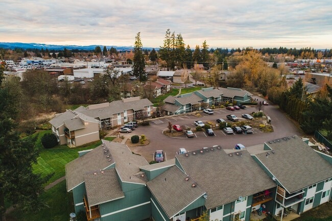 Photo - MeadowBrook Apartments