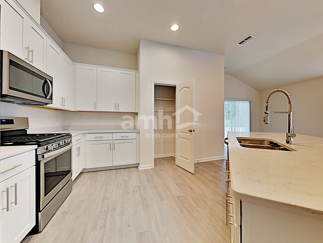 Photo - 351 Chasewood Dr