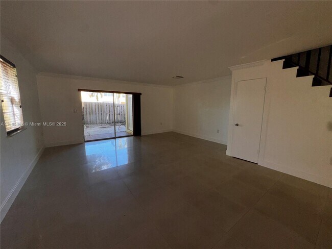 Photo - 8405 SW 137th Ave