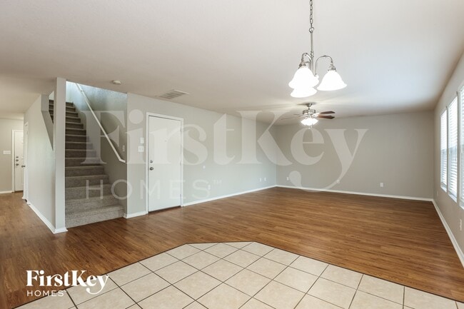 Photo - 7807 Liberty Horse