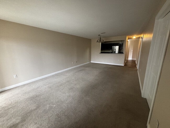 Photo - 542 Pewaukee Rd Unidad A