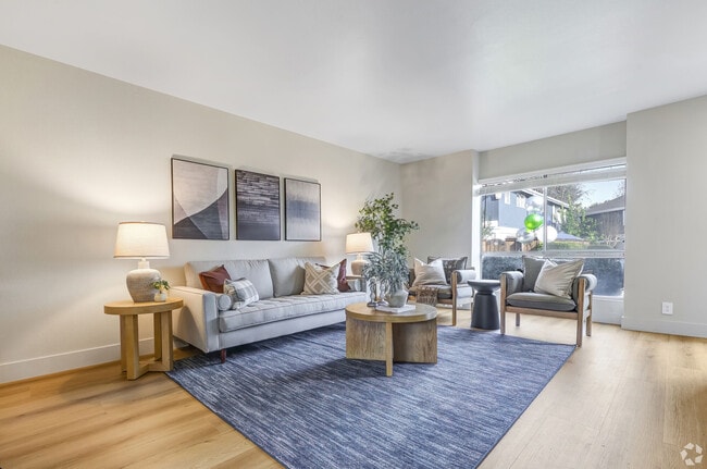 Photo - Stratford Villas Apartments