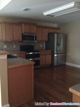 Photo - 2082 Wicker Wood Way
