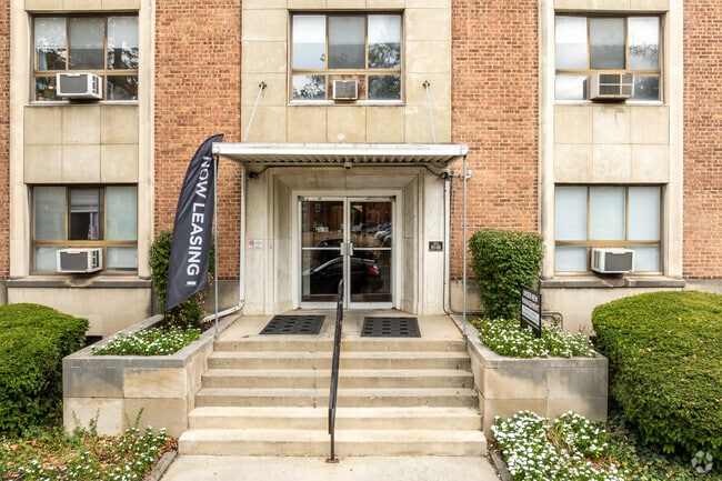 Photo - Washington Place Apartments