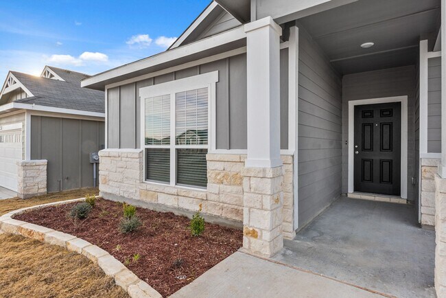 Photo - 737 Gingham Trl