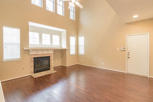 Photo - 57 Scarlet Woods Ct