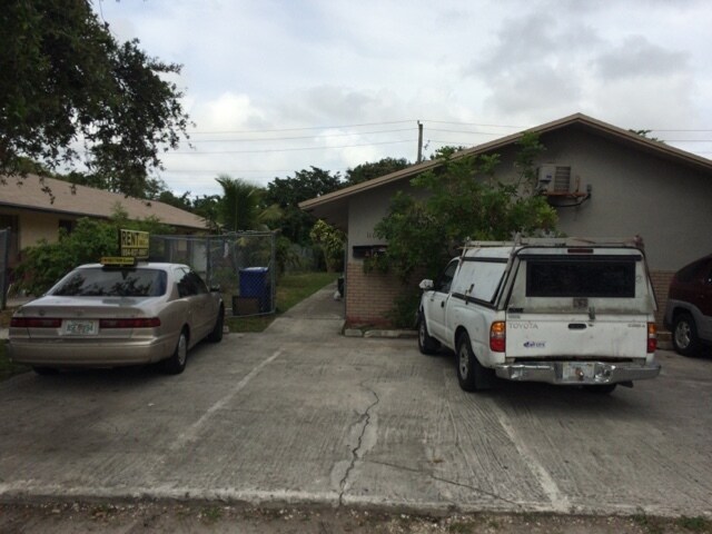 Photo - 1104 NW 8th Ave Unidad 1