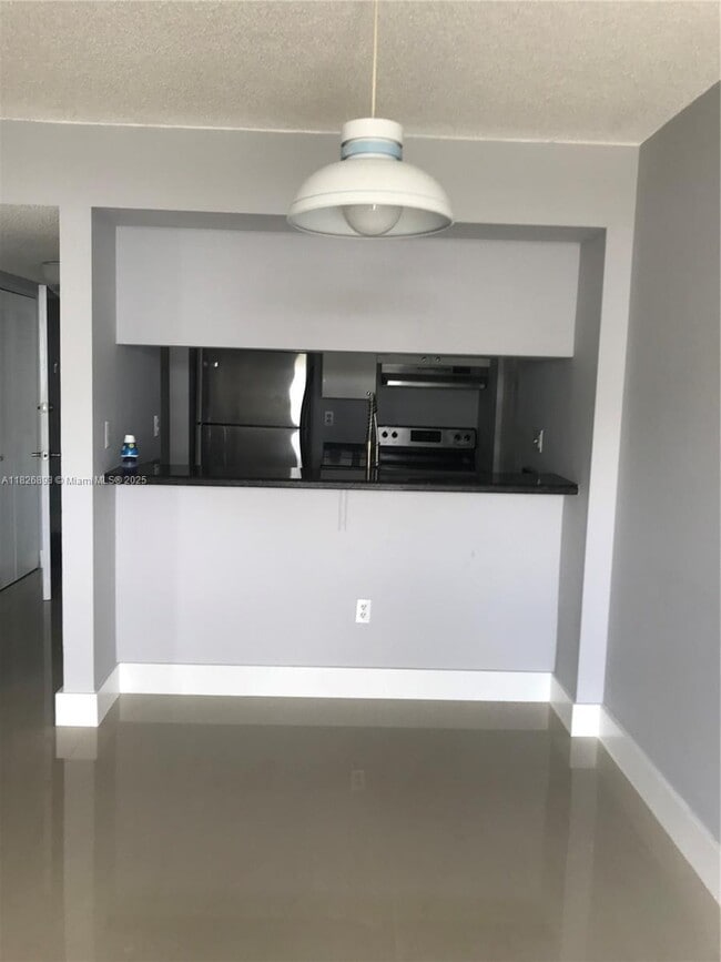 Building Photo - 850 N Miami Ave Unit 307 Rental