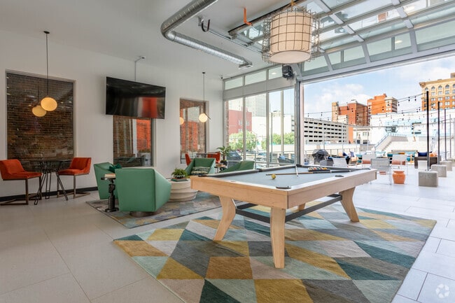 Indoor Amenity Lounge
