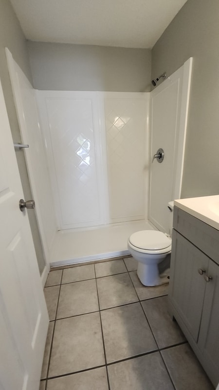 Photo - 115 Shell Ave SE