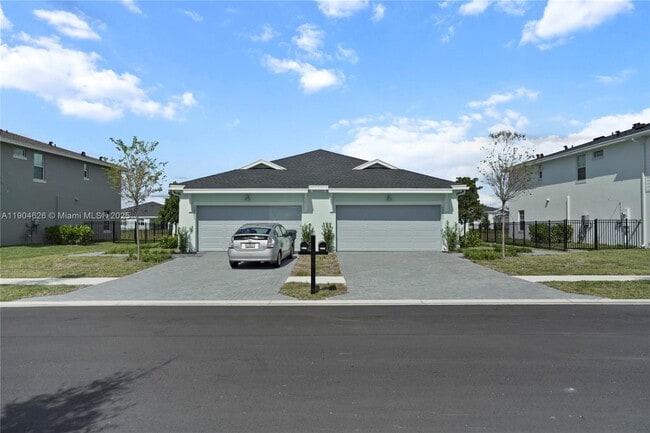 Photo - 19655 Barn Swallow Way