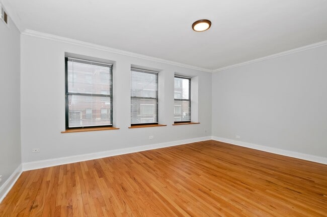 Photo - Two Bedroom in South Shore!