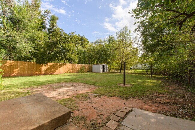 Photo - 2448 NW 42nd St