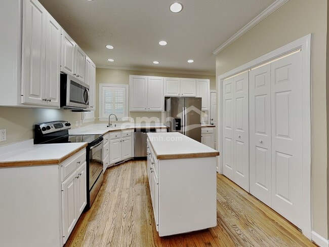 Photo - 901 Birkdale Dr