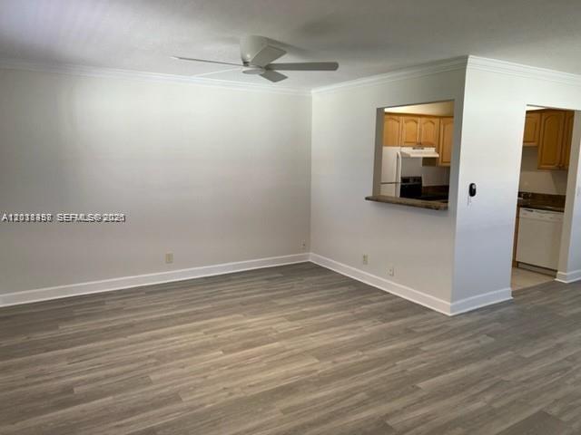 Building Photo - 594 Saxony Trail Unit 594