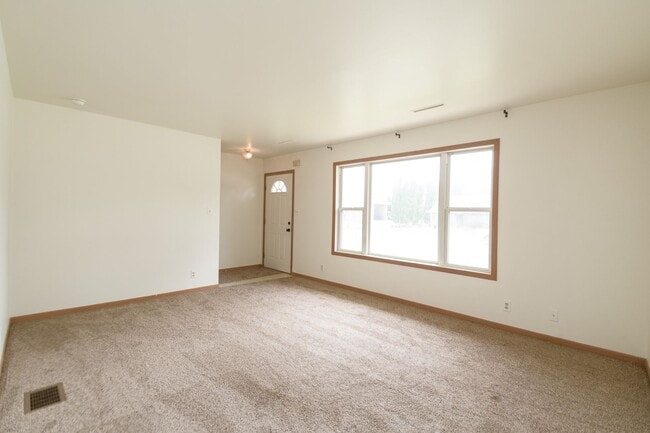 Photo - 2 bed 1.5 bath Townhouse in Chesterton